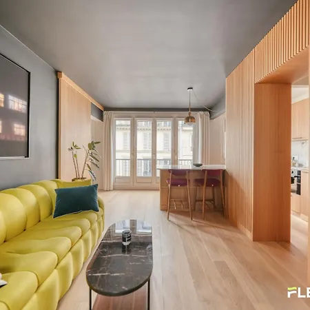 New & Modern 1br Walk To Montmartre شقة