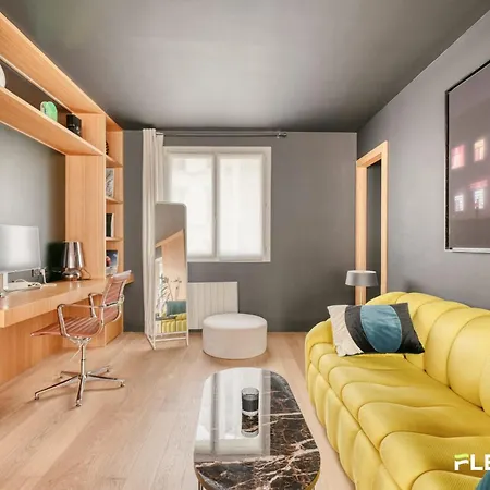 New & Modern 1br Walk To Montmartre شقة باريس