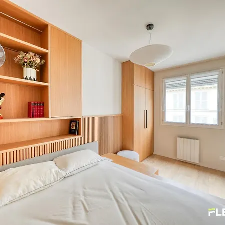 Apartament New & Modern 1br Walk To Montmartre Paryż
