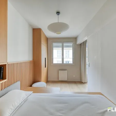 Apartament New & Modern 1br Walk To Montmartre *
