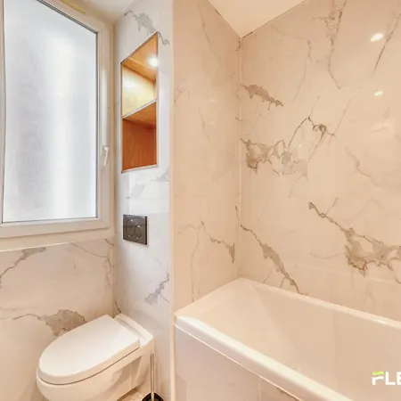 Apartament New & Modern 1br Walk To Montmartre